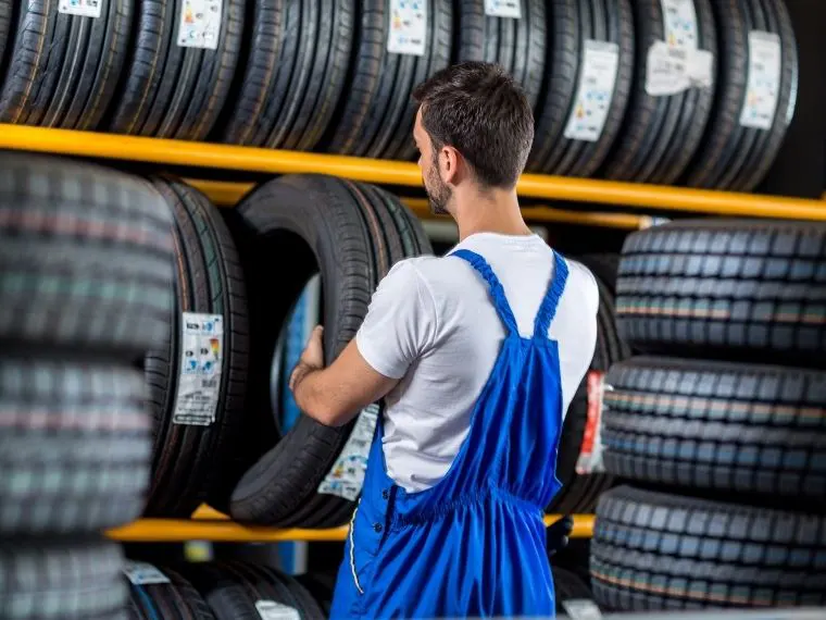 Yunusemre Oto Lastikçi